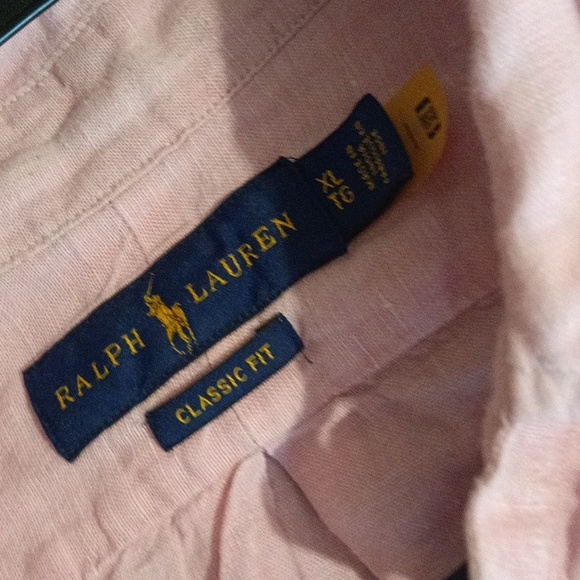 Button down - Picture 4 of 4